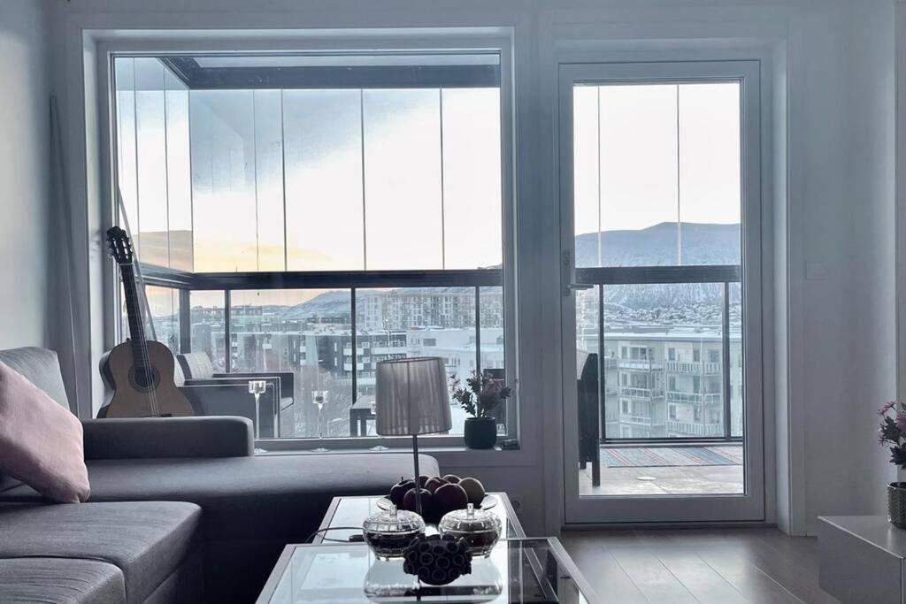 New Magnificent View Apartment Near The Centre Tromsø Eksteriør billede